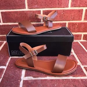MIA WOMEN'S TIA LEATHER SANDALS